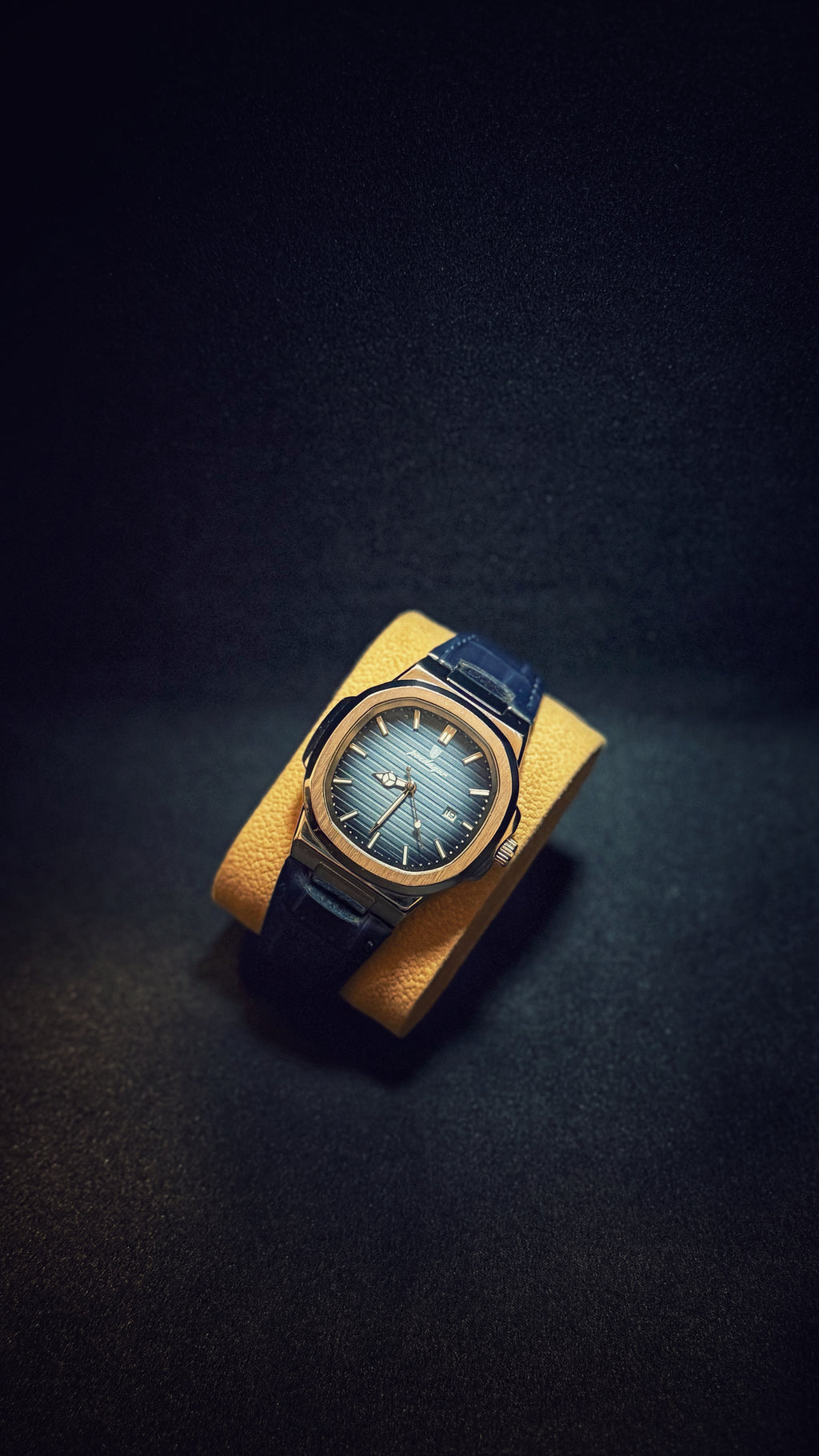 Reloj Poedagar Nautilus Cuero. Azul